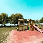 Marine By Bltn شقة *