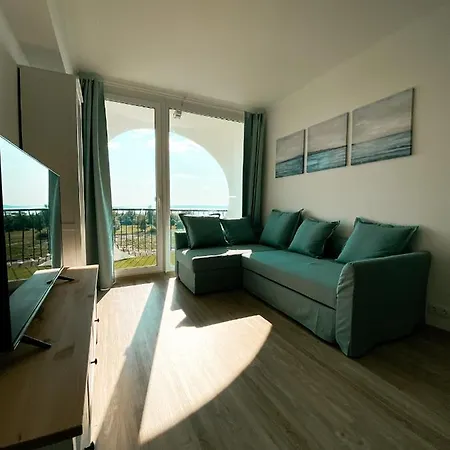 Marine By Bltn Апартаменты Шиофок